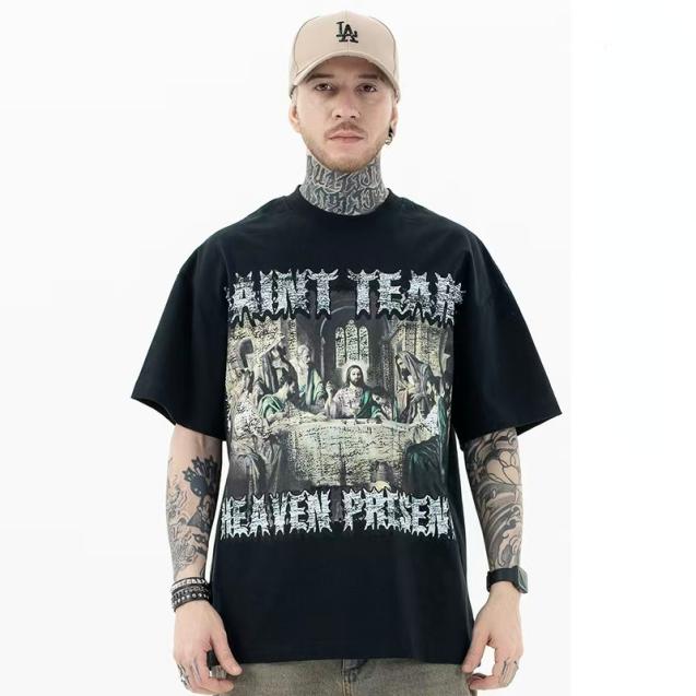 Men's black graphic T-shirt